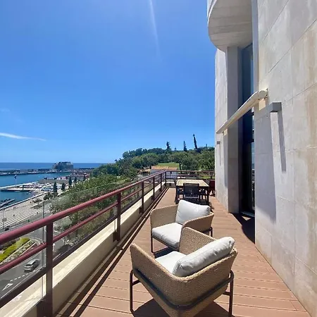 Rooftop Marina L By Madeira Daire