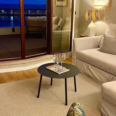 Rooftop Marina L By Madeira Daire *