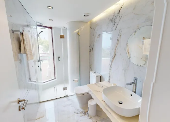 Rooftop Marina L By Madeira Apartment